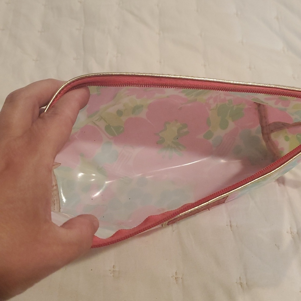 Lilly Pulitzer Estee Lauder Makeup Bag (37) - Picture 4 of 5